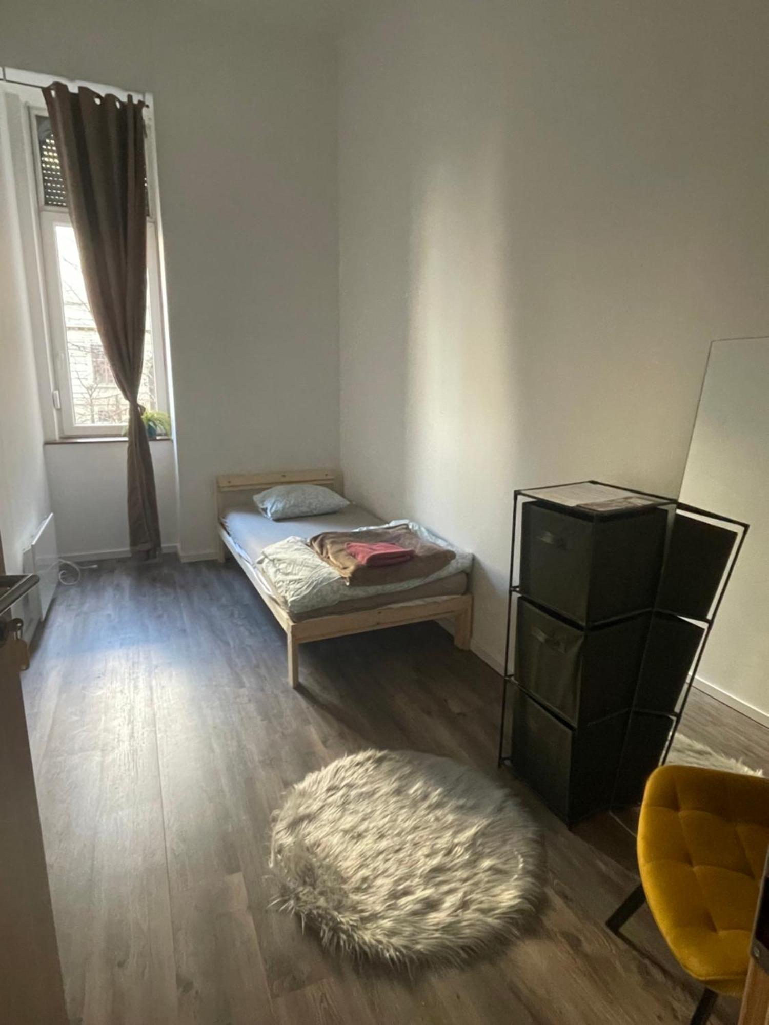 Guest house Nomad &
