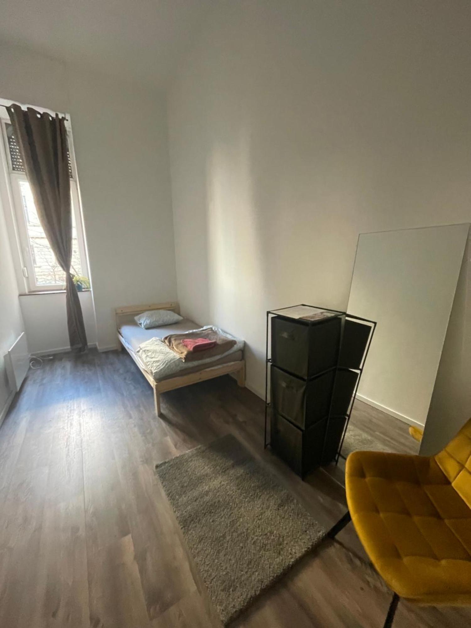 Nomad & Guest house